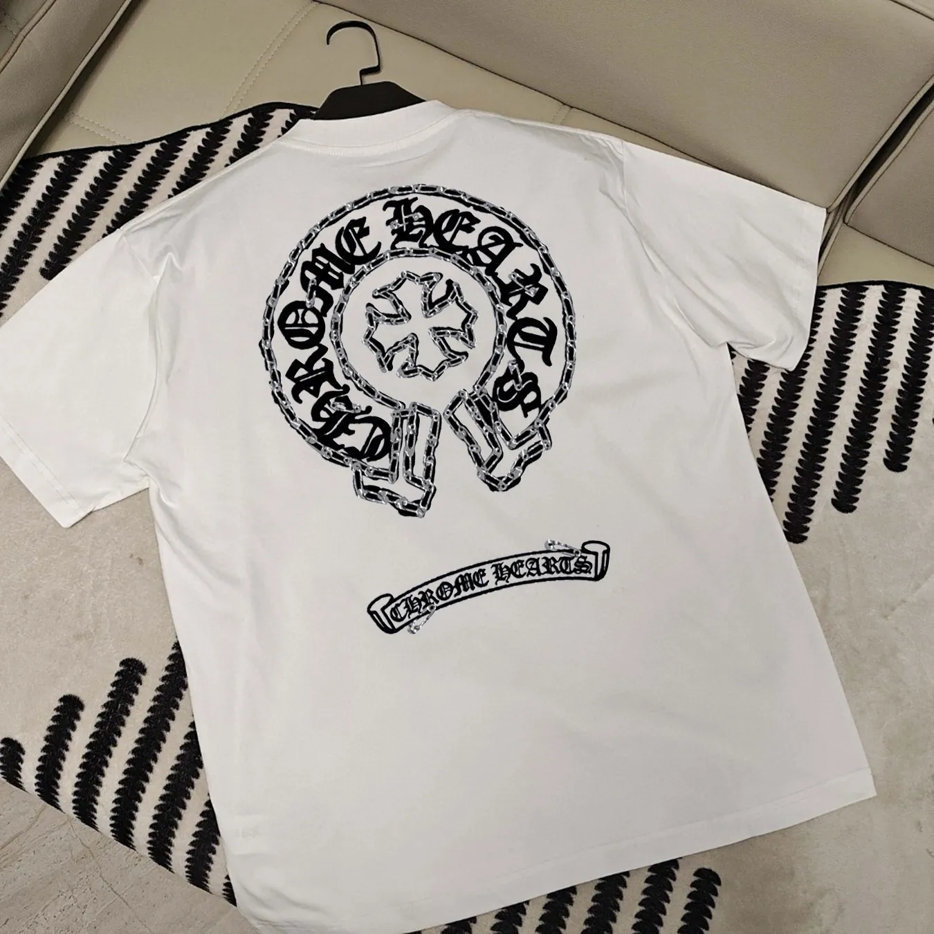 CH* *2025 New Arrival Classic g T Same Style ：Black White Red Size： S （90-130 ） M （120-150 ） L （140-165 ） XL （160-180 ） XXL （180 ）